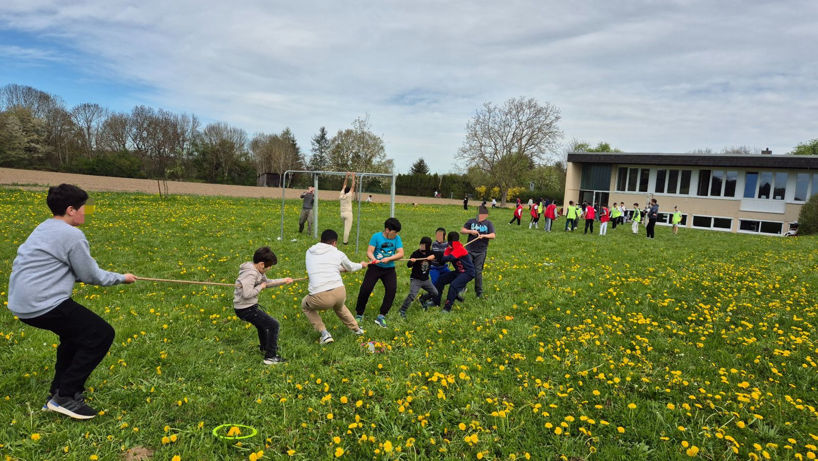 فعالية شد الحبل